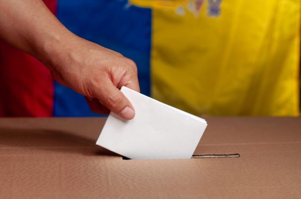 Emergencia económica en vísperas de elecciones